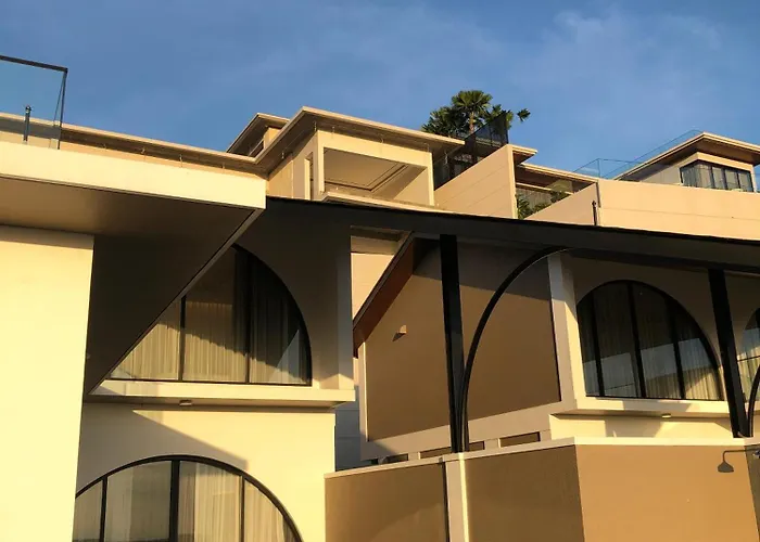 Suites5 Hotel 3*